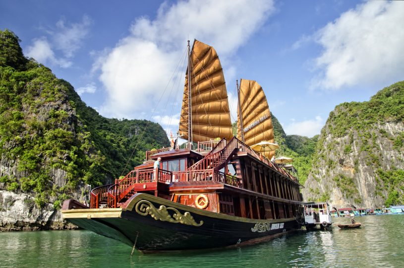 halong bay overnight tour