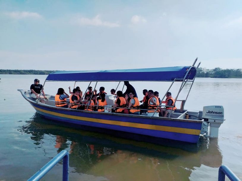 agent river cruise di indonesia